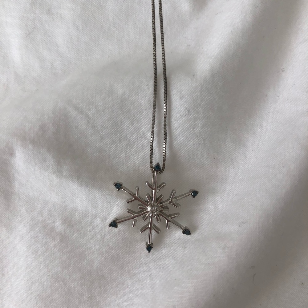 Snowflake Necklace
